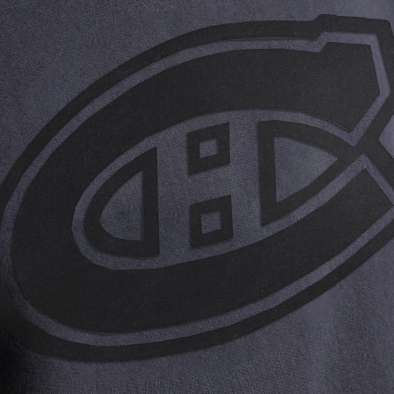 Show your team pride