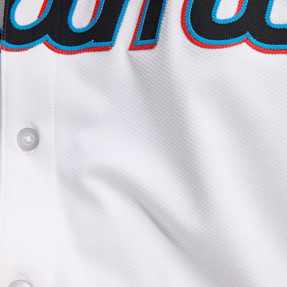 Advanced Stretch & Breathability