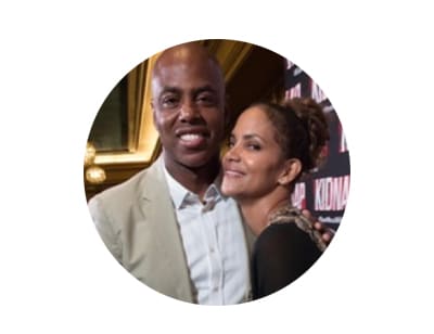 Become an Entertainment Tonight Red Carpet Correspondent For a Day